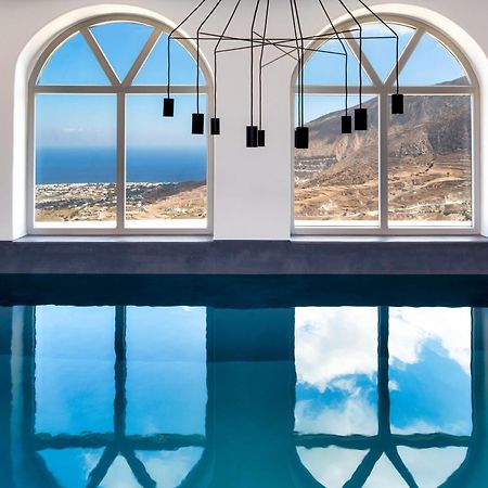 สกายฟอลล์ สวีท - สำหรับผู้ใหญ่เท่านั้น Hotel Pyrgos Kallistis ภายนอก รูปภาพ