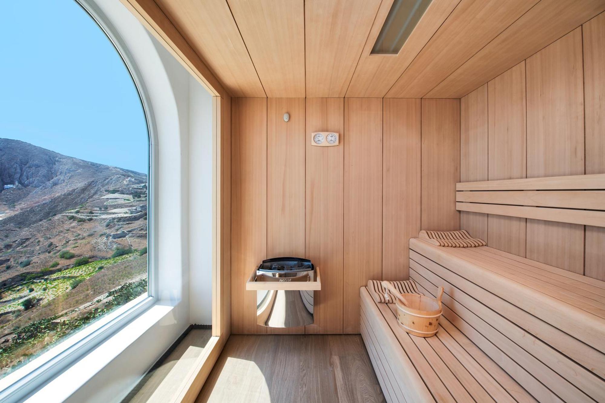 สกายฟอลล์ สวีท - สำหรับผู้ใหญ่เท่านั้น Hotel Pyrgos Kallistis ภายนอก รูปภาพ