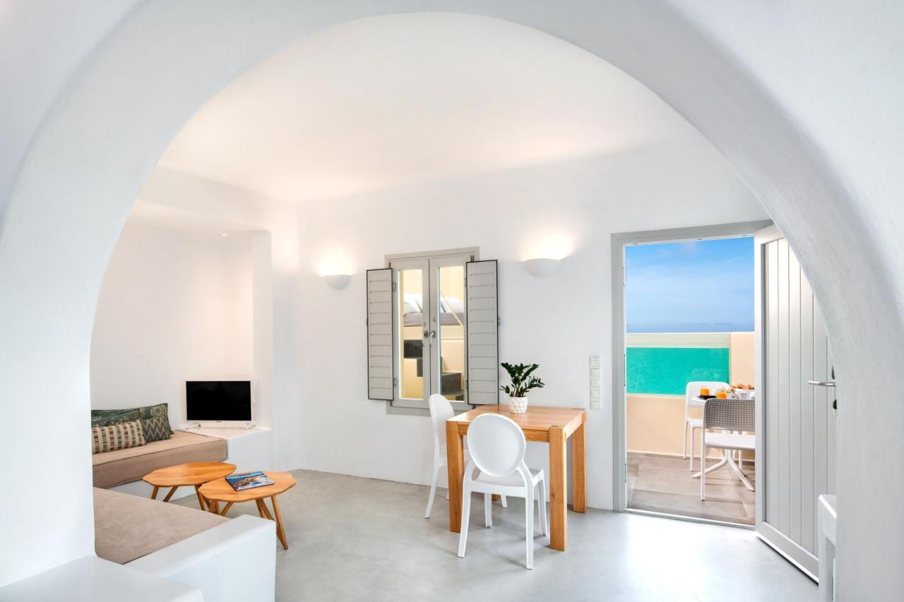 สกายฟอลล์ สวีท - สำหรับผู้ใหญ่เท่านั้น Hotel Pyrgos Kallistis ภายนอก รูปภาพ